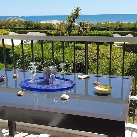 Apartment Premiere Ligne Au Couchant T3 Pour 6 Personnes N112 La Grande-Motte